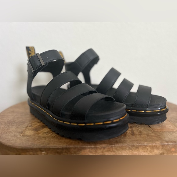 Dr Martens BLAIRE HYDRO LEATHER STRAP SANDALS - Picture 2 of 6